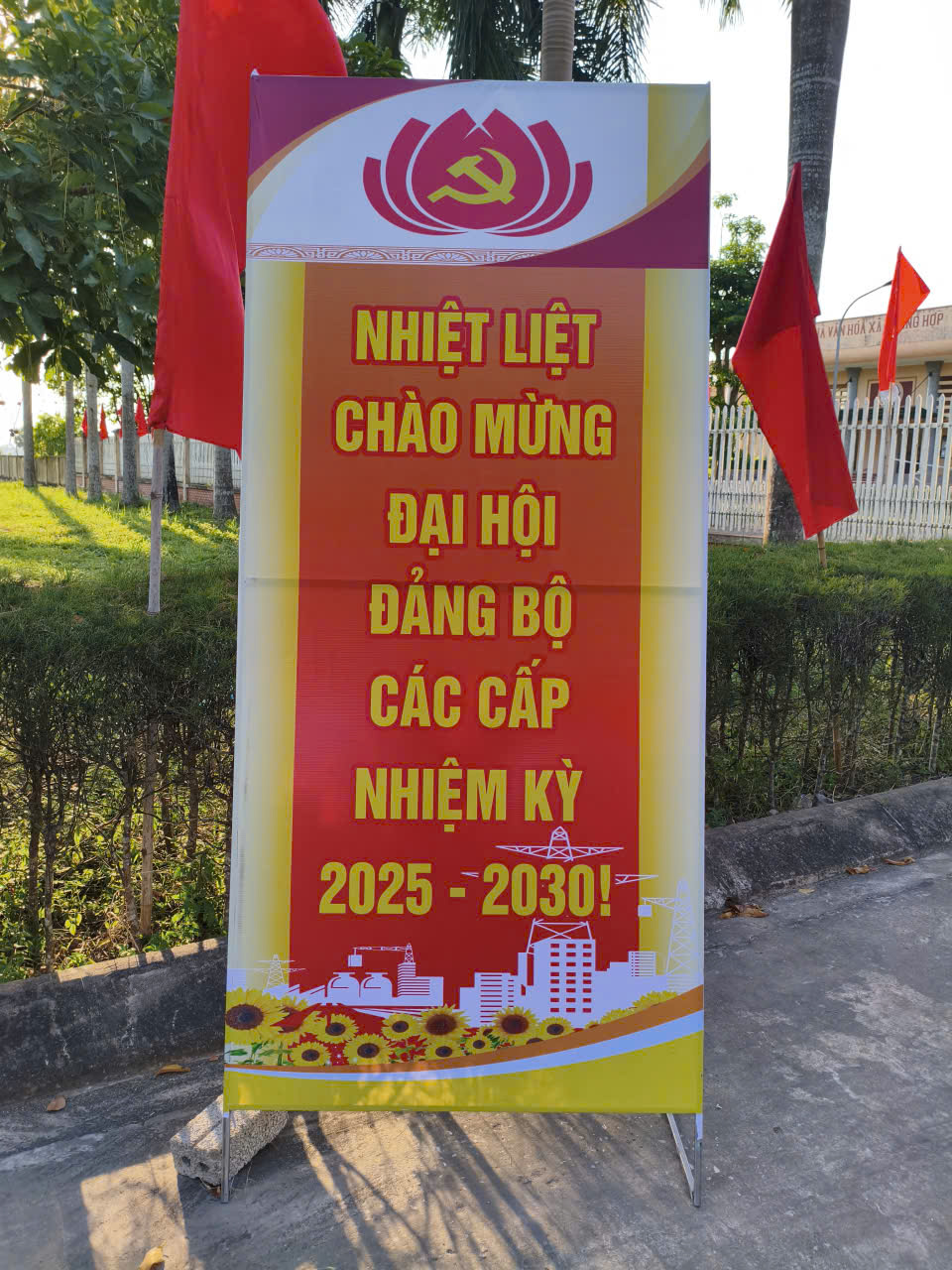 D:\Tuyên truyền\Ảnh\Đại hội\f22fa171050d8d53d41c9.jpg