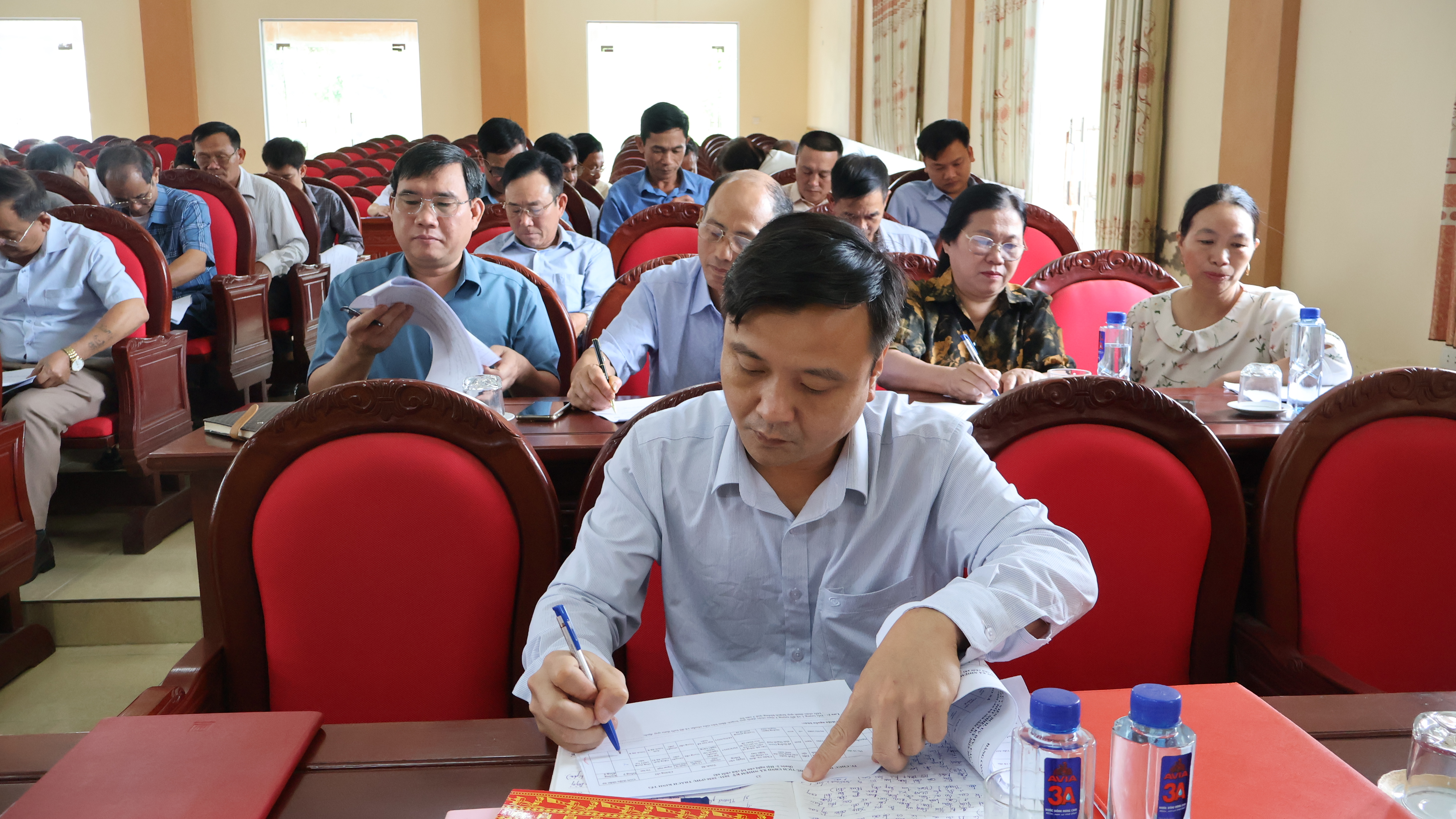 Anh-tin-bai