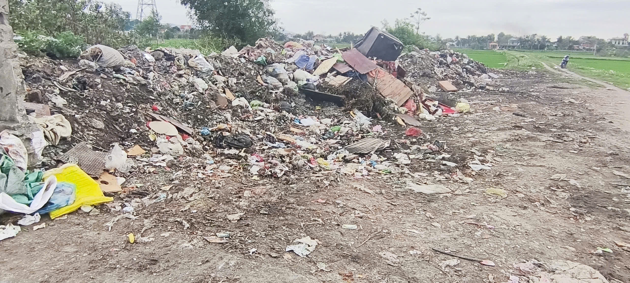 Description: F:\TUYÊN TRUYỀN\Fanpage\Rác thải\b461fb4c-9e28-4e73-abfc-c3ebf5e7cf87.jfif