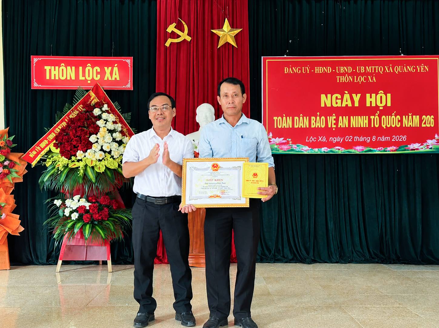 Anh-tin-bai
