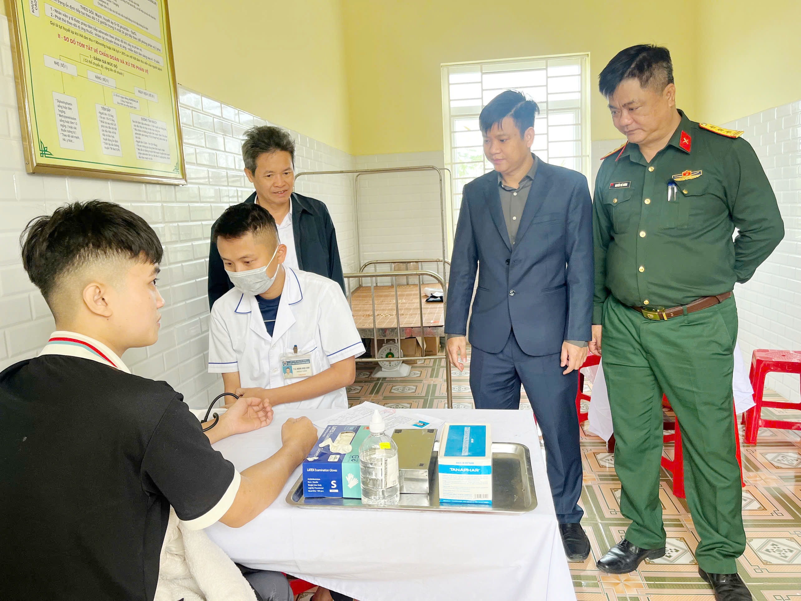 Thanh niên xã Quảng Yên sẵn sàng lên đường nhập ngũ năm 2026