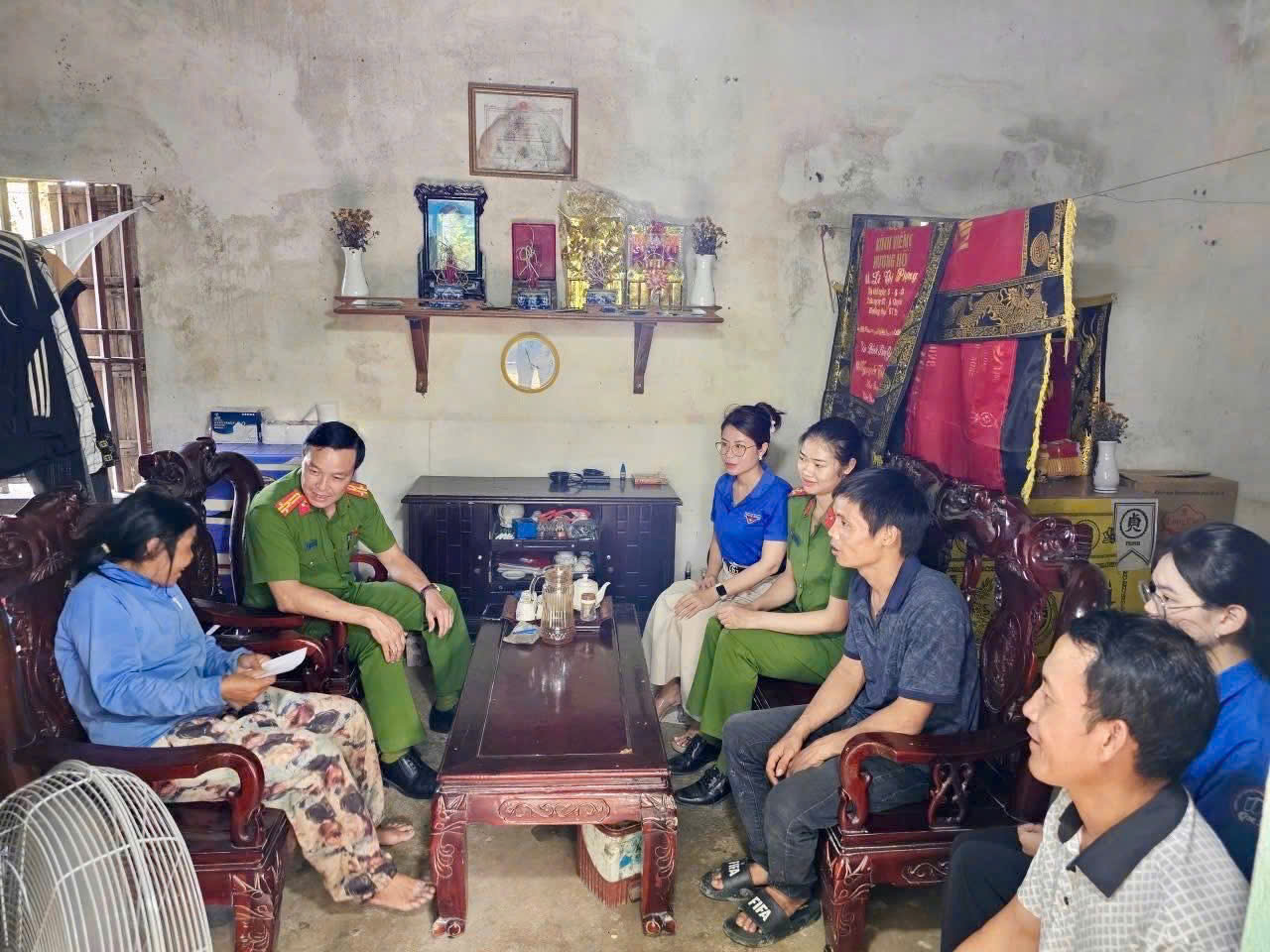 Anh-tin-bai