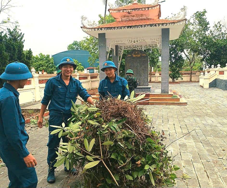Anh-tin-bai