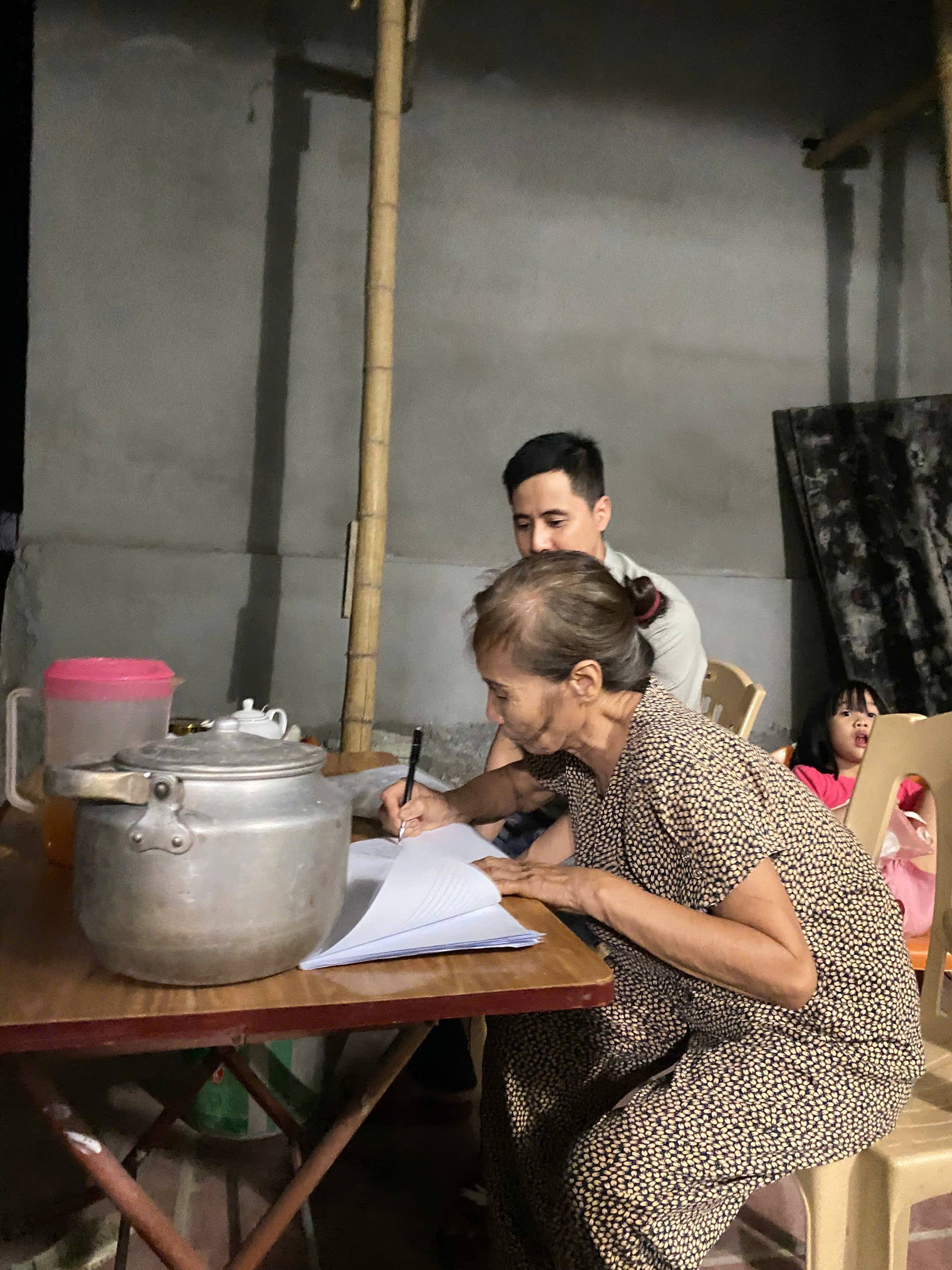 Anh-tin-bai