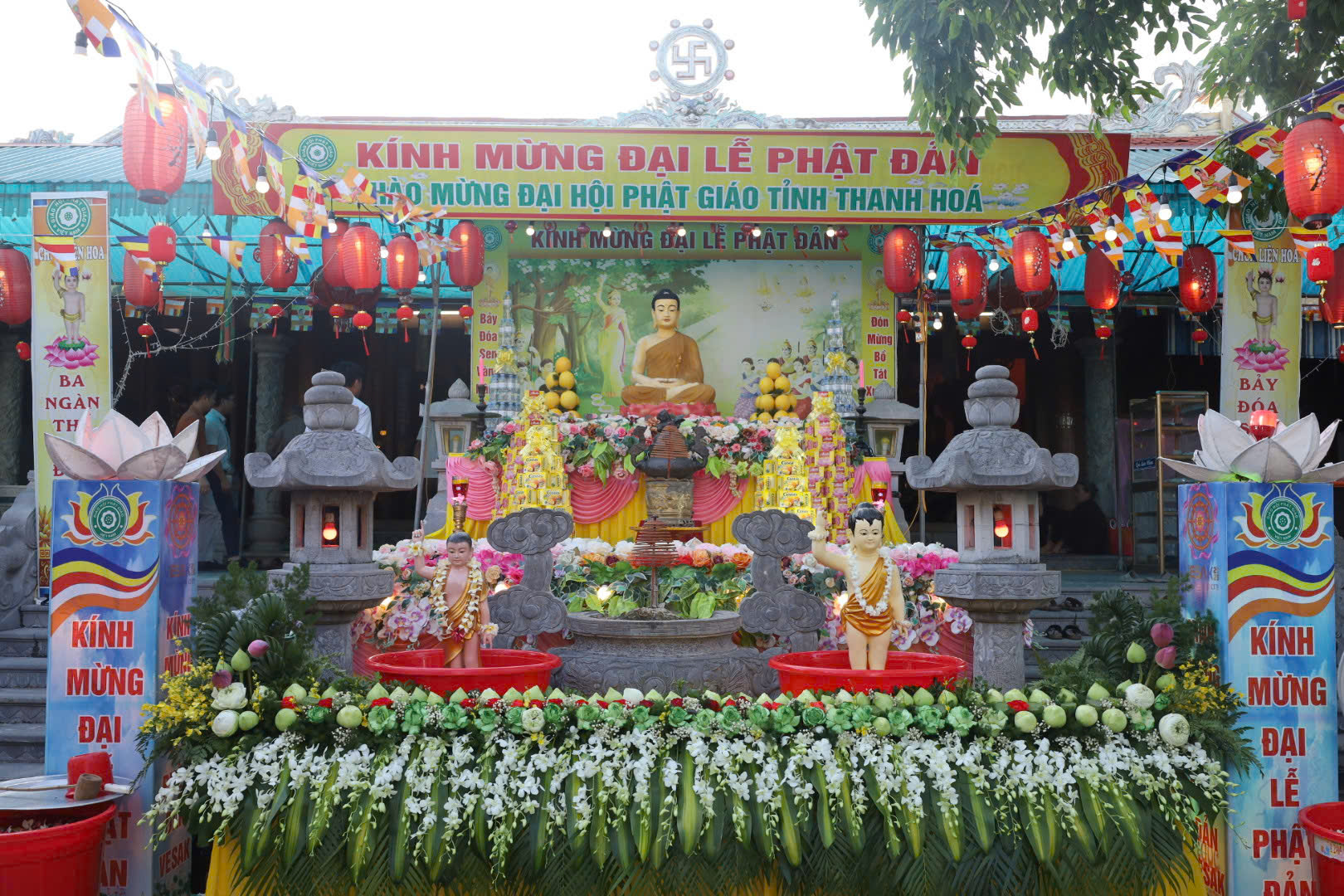 Anh-tin-bai
