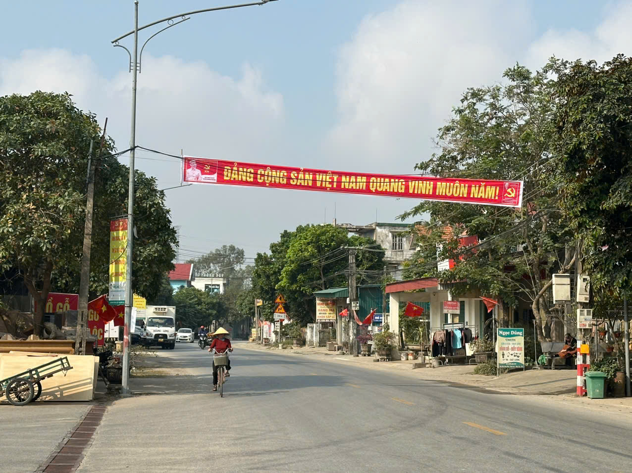 Anh-tin-bai