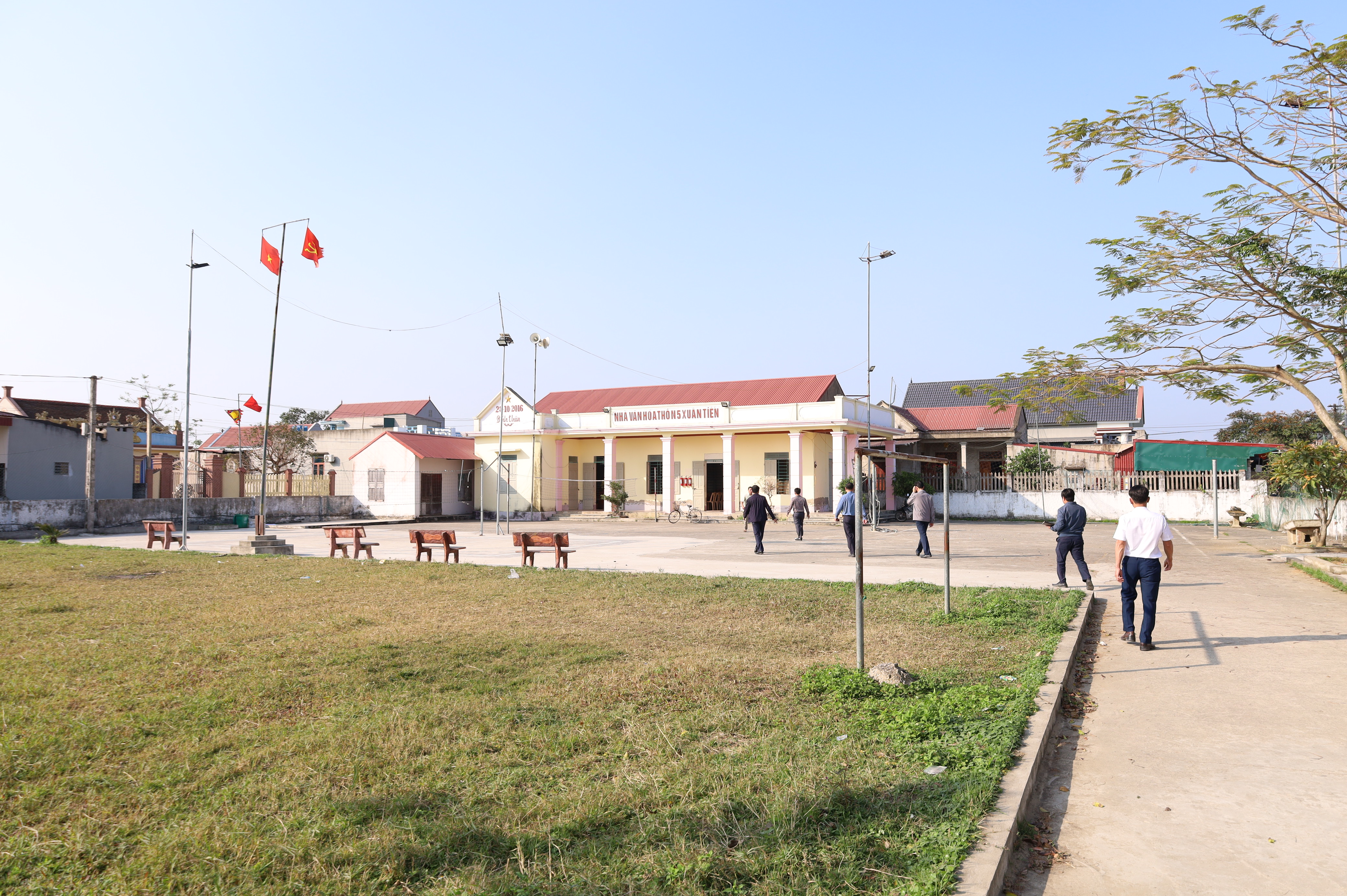 Anh-tin-bai