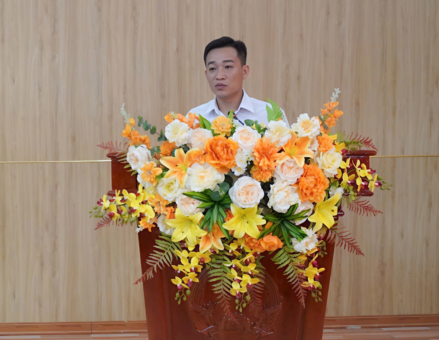 Ảnh có chứa Cắm hoa, Nghề bán hoa, Hoa cắt cắm, Thiết kế hoa cỏ