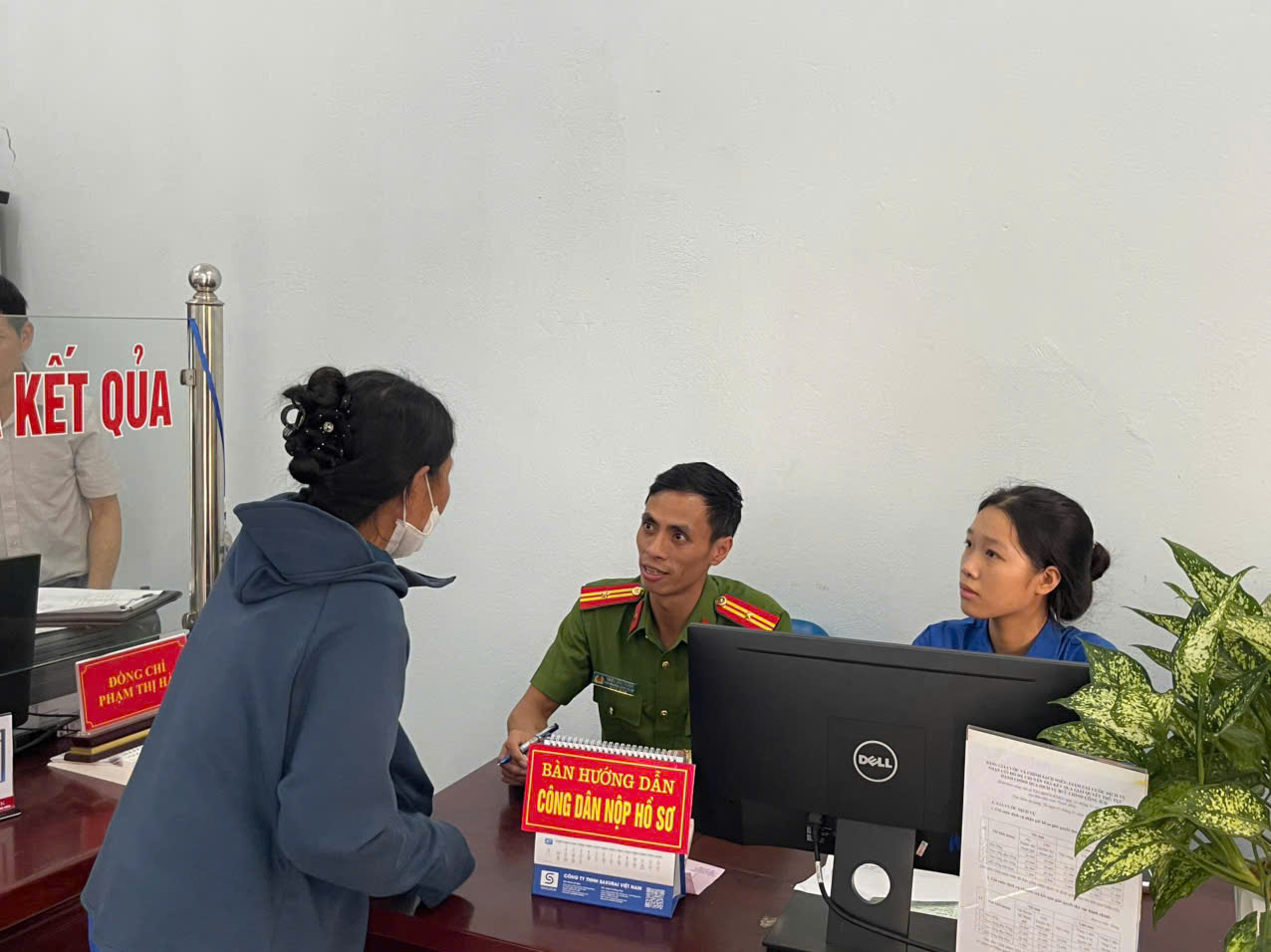 Thanh niên tình nguyện xã Triệu Lộc ra quân hỗ trợ vận hành chính quyền địa phương 2 cấp