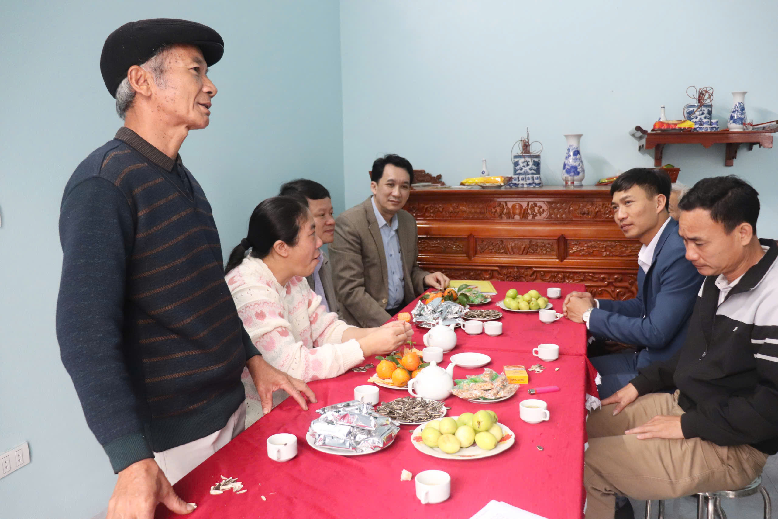 Anh-tin-bai