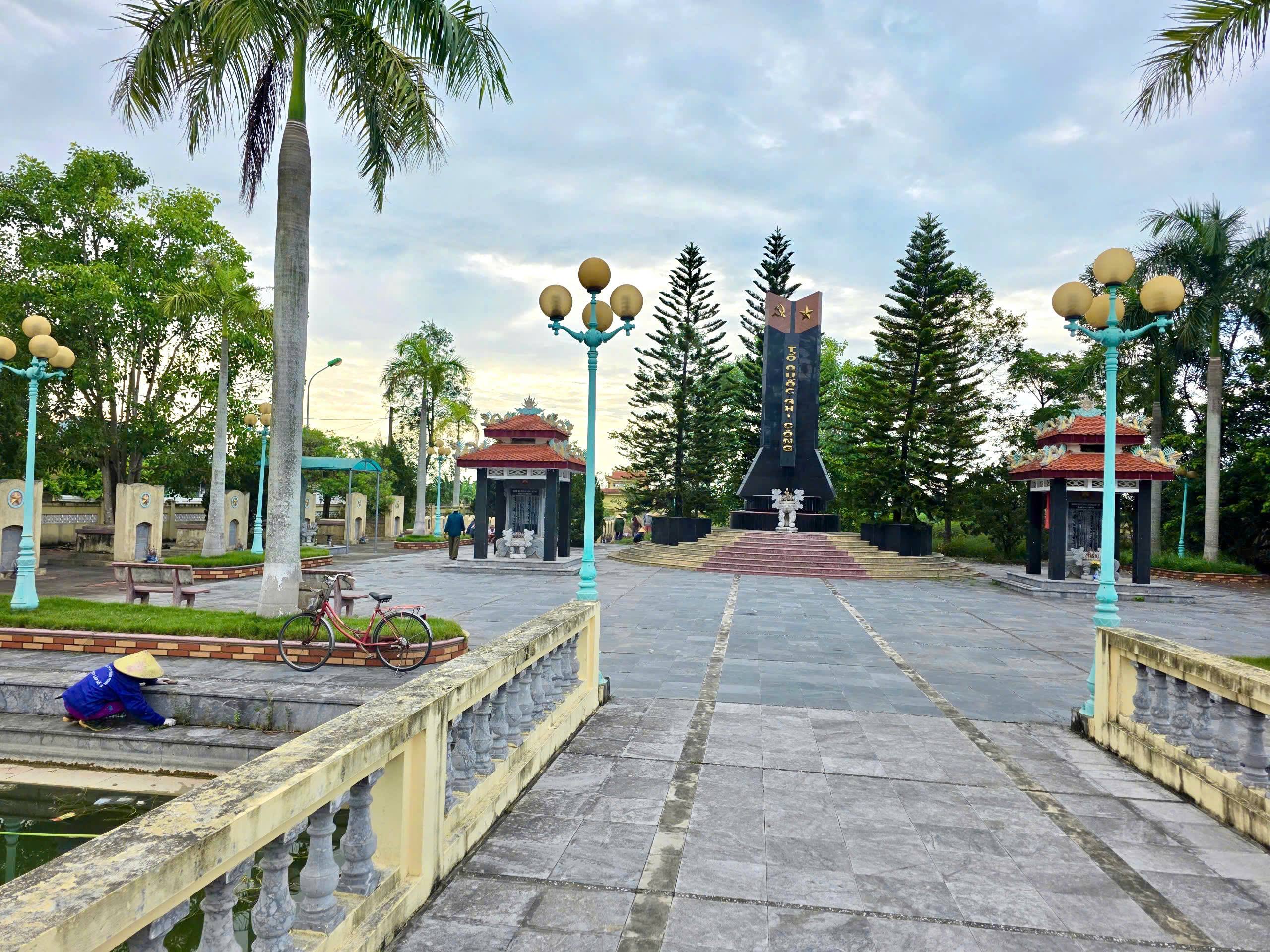 Anh-tin-bai