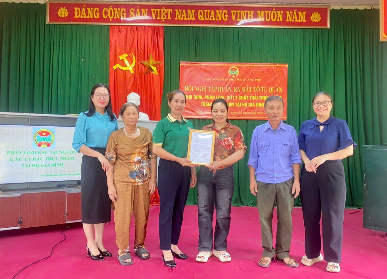 Hội Nông dân phường Quảng Phú tập huấn, triển khai và ra mắt mô hình thu gom, phân loại, xử lý chất thải thực phẩm thành phân bón tại hộ gia đình phố Thành Mai
