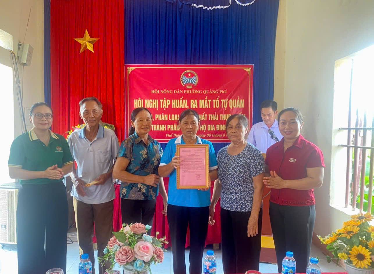 Hội Nông dân phường Quảng Phú tập huấn, triển khai và ra mắt mô hình thu gom, phân loại, xử lý chất thải thực phẩm thành phân bón tại hộ gia đình phố Thành Khang