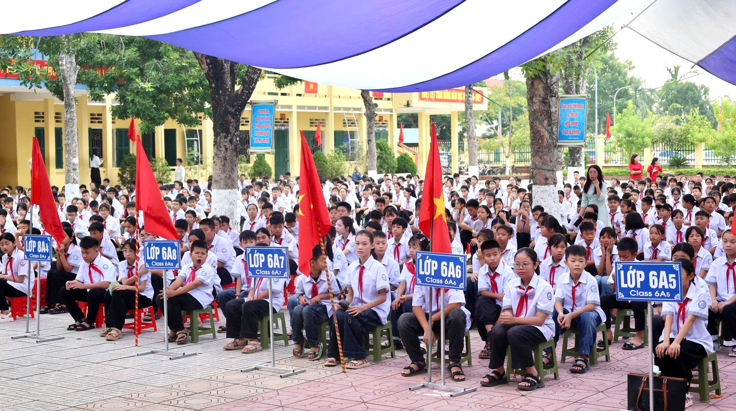 Anh-tin-bai