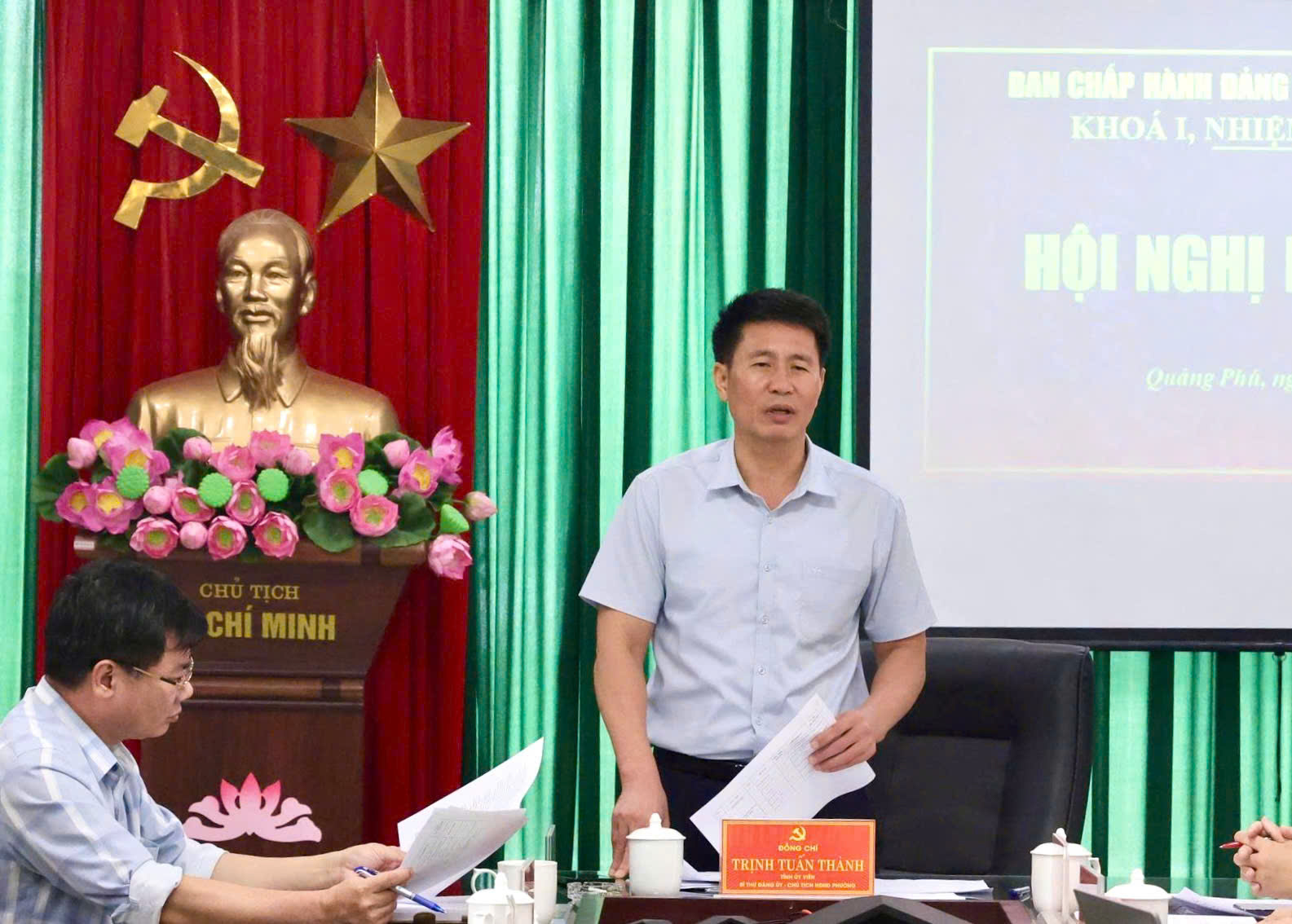 Anh-tin-bai