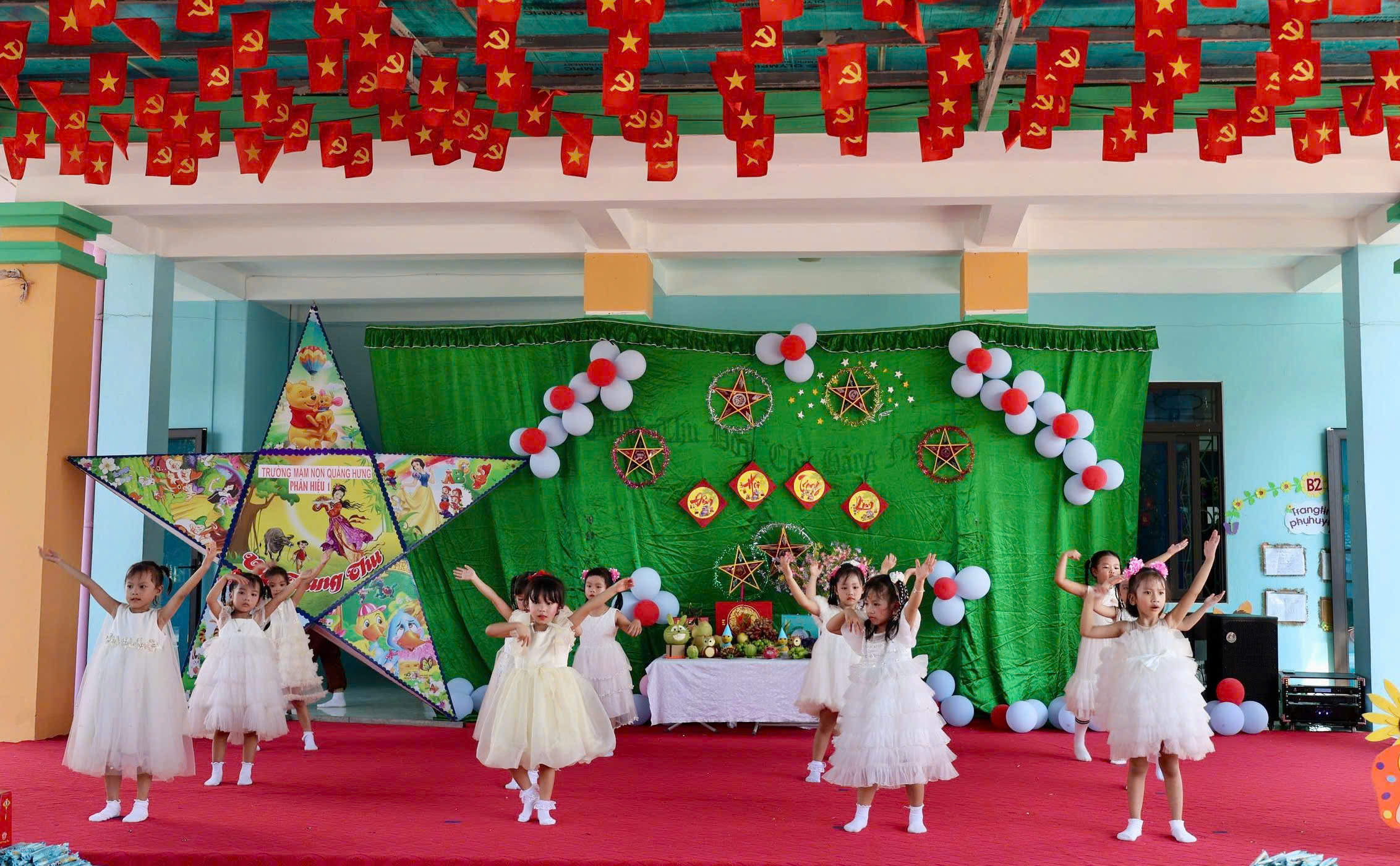 Anh-tin-bai