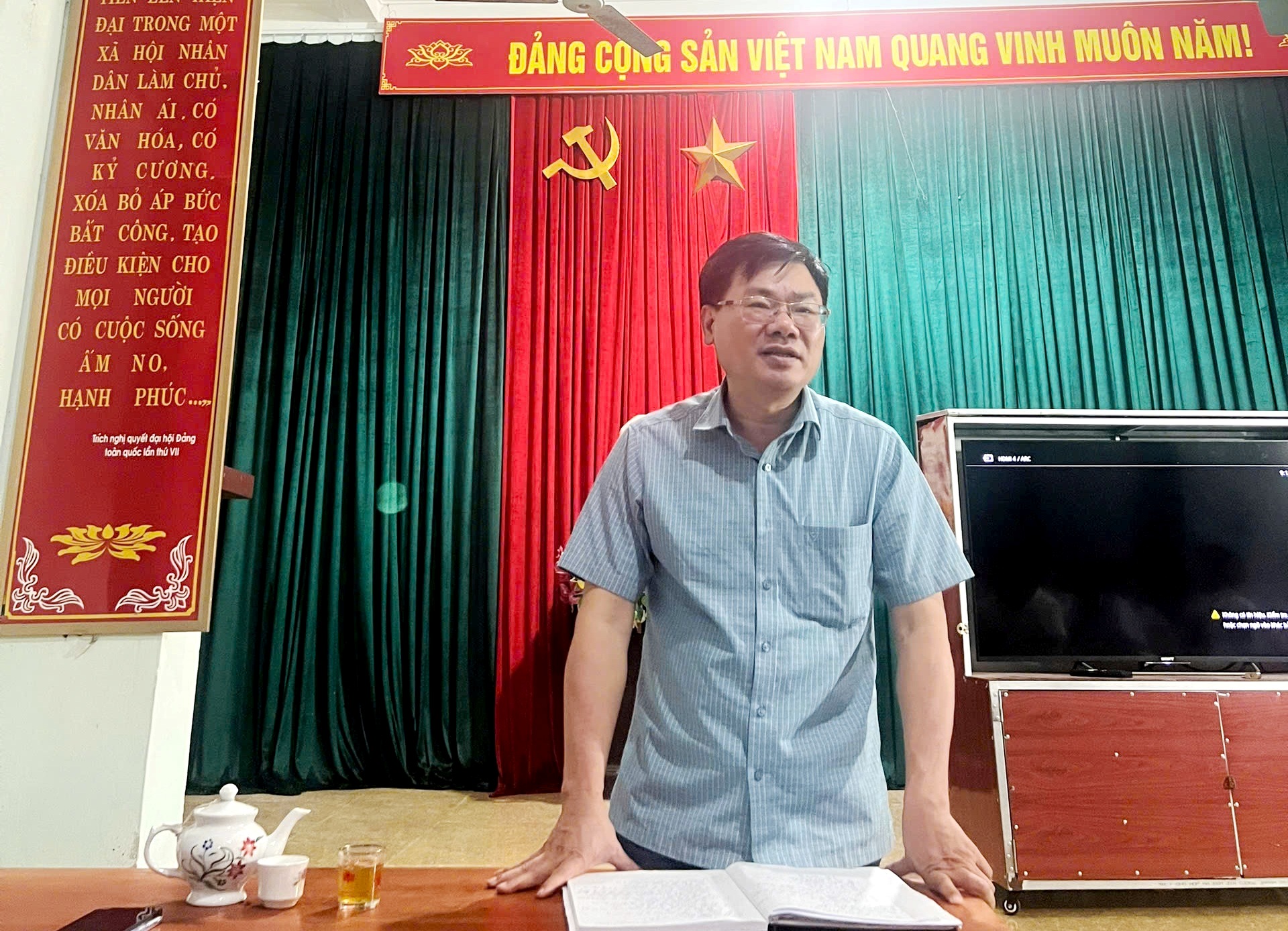 Anh-tin-bai