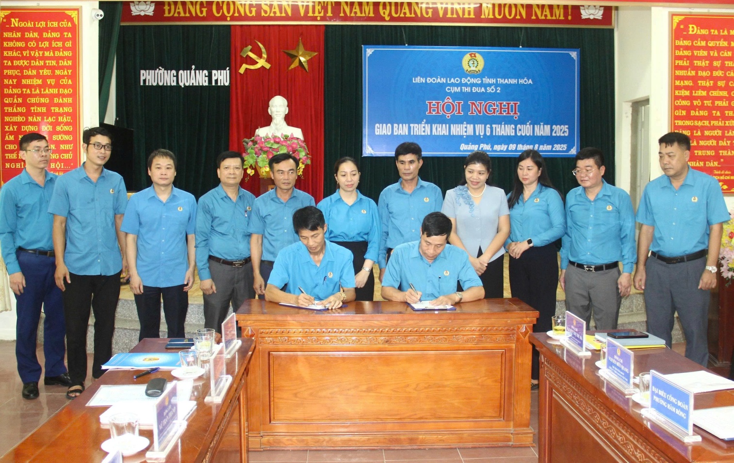 Description: D:\PHƯỜNG QUẢNG PHÚ\TIN bài\d1d081d0af8227dc7e93.jpg