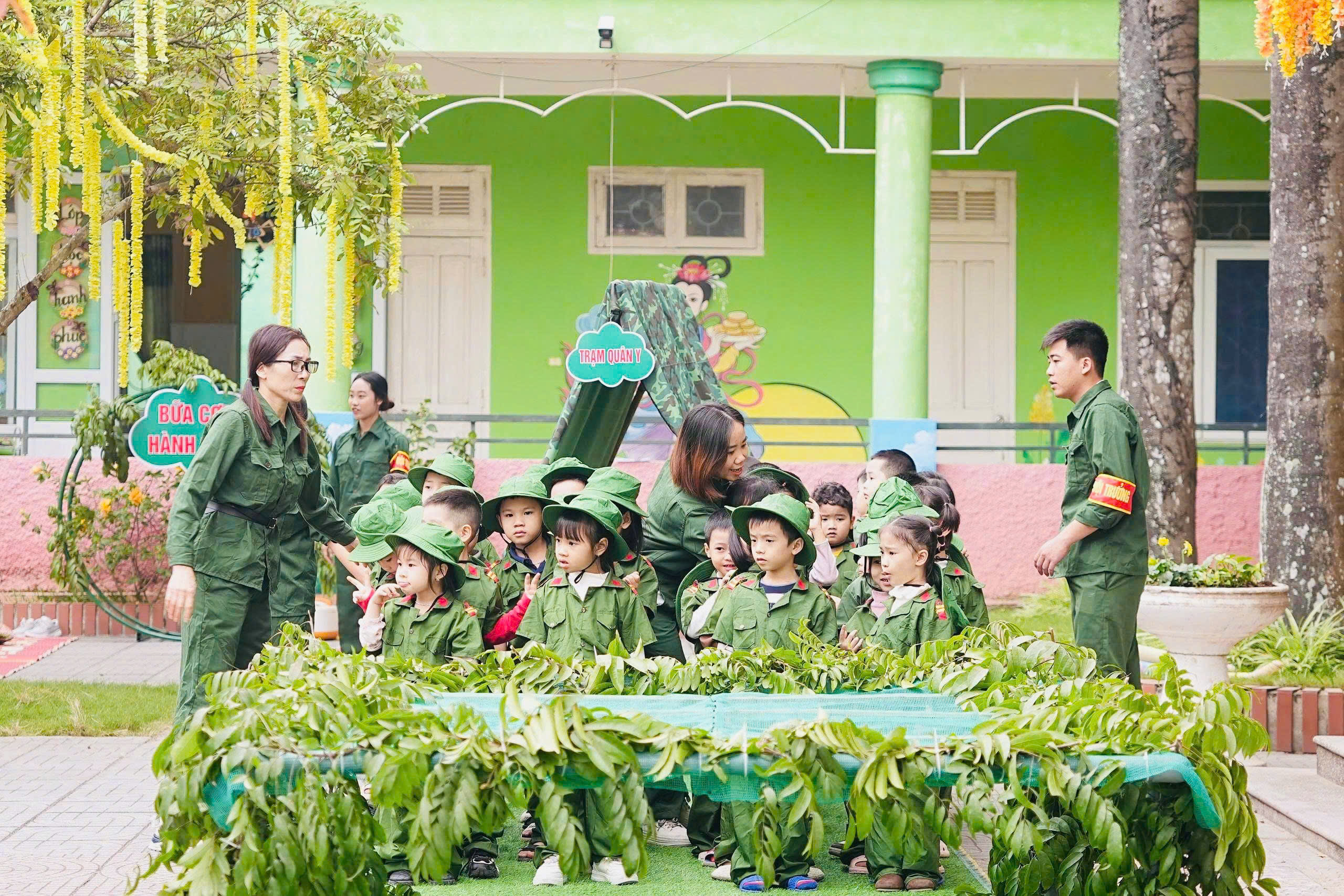 Anh-tin-bai