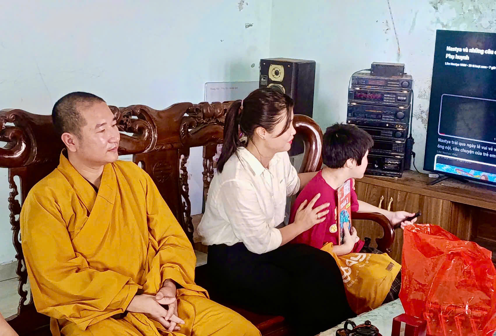 Anh-tin-bai