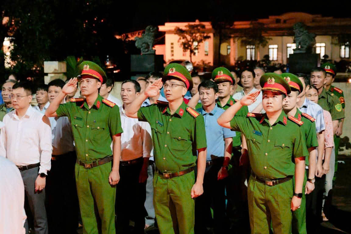Những hoạt động tháng đền ơn đáp nghĩa của cán bộ nhân dân xã Trường Văn
