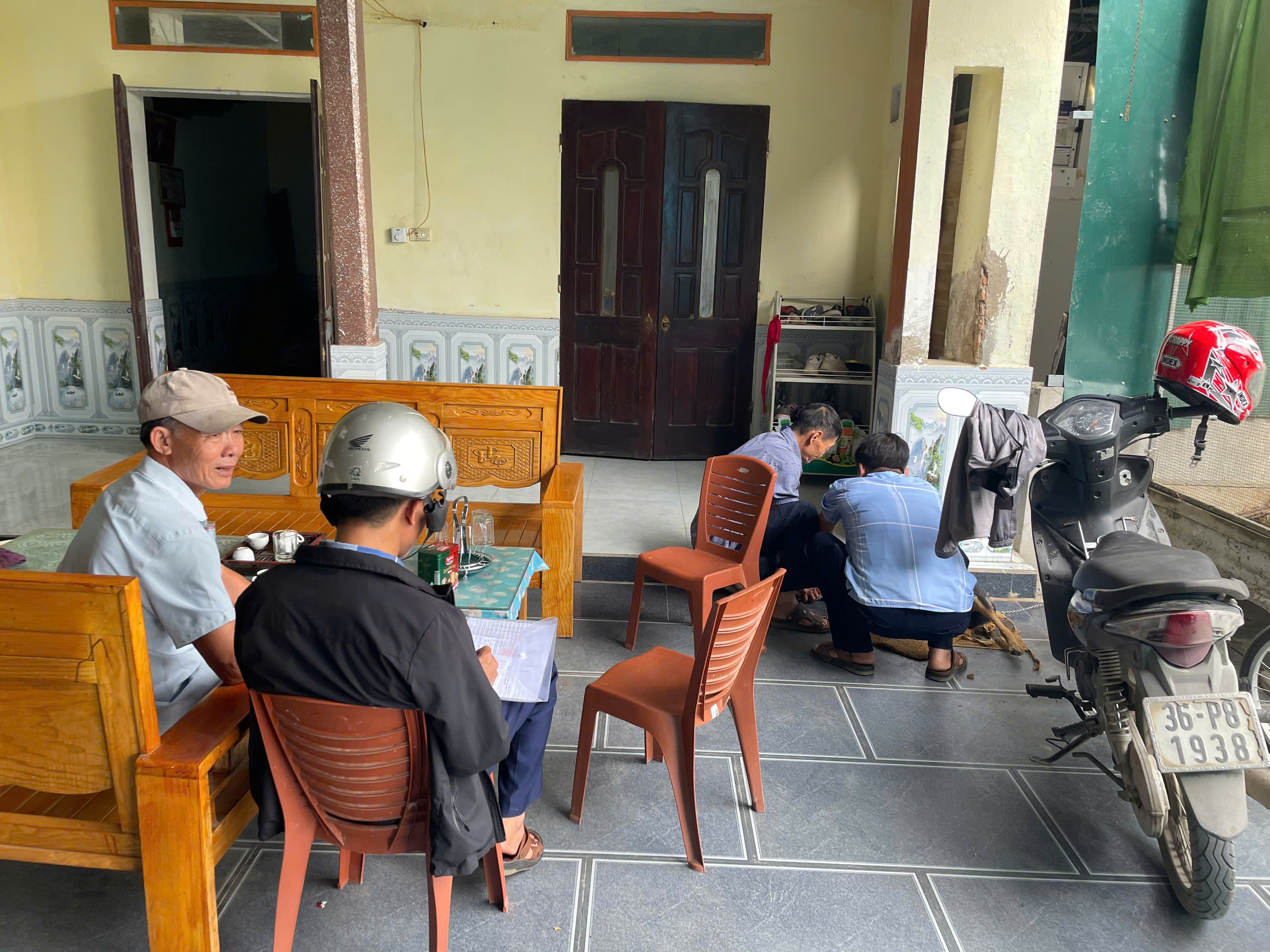 TRƯỜNG VĂN TRIỂN KHAI TIÊM PHÒNG VẮC XIN CHO ĐÀN GIA SÚC, GIA CẦM ĐỢT 1 NĂM 2026