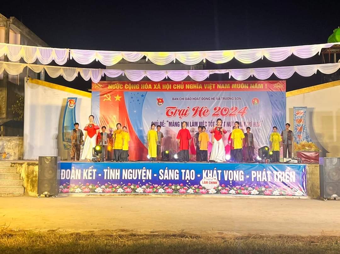 văn nghệ1.jpg