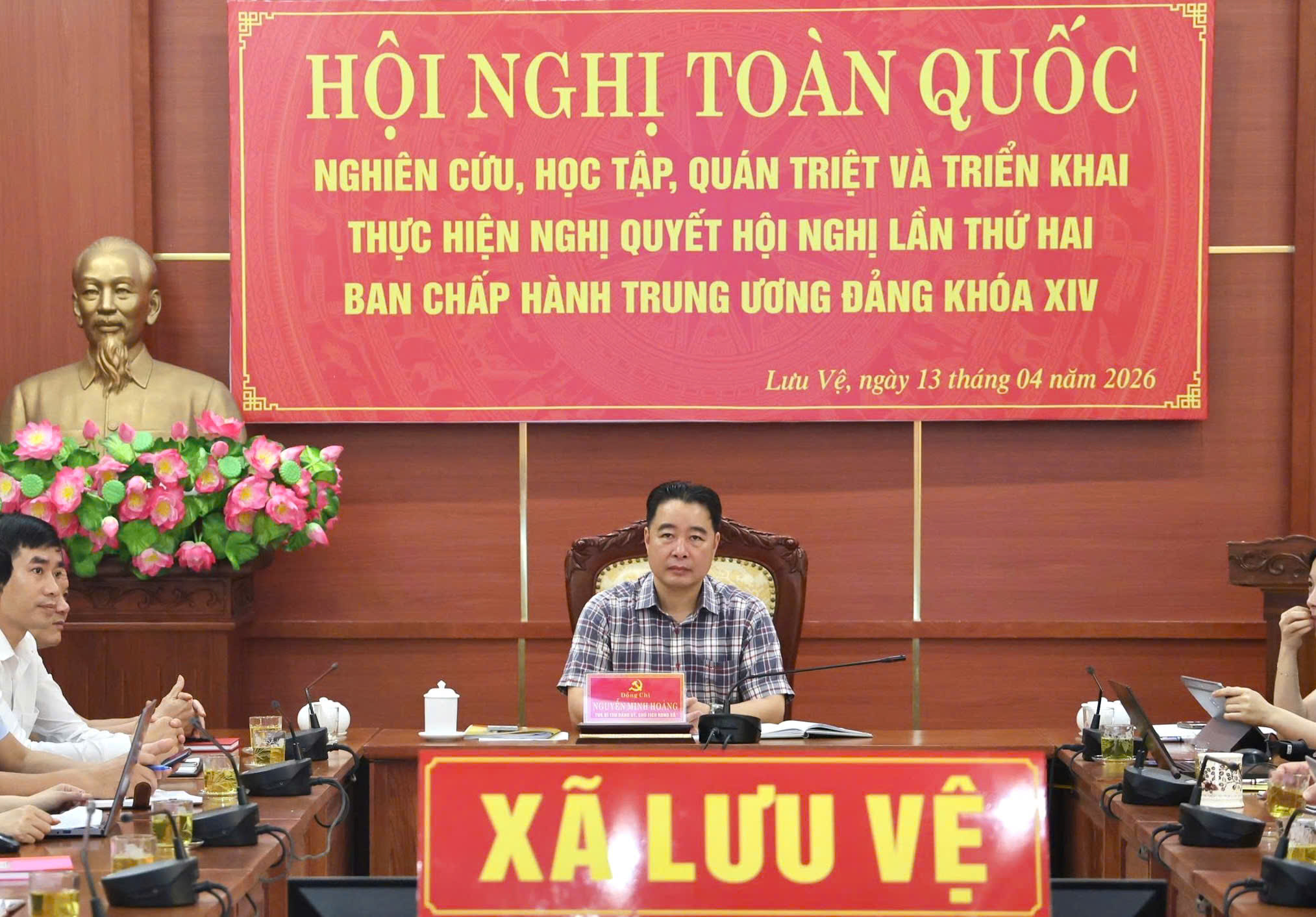 Anh-tin-bai