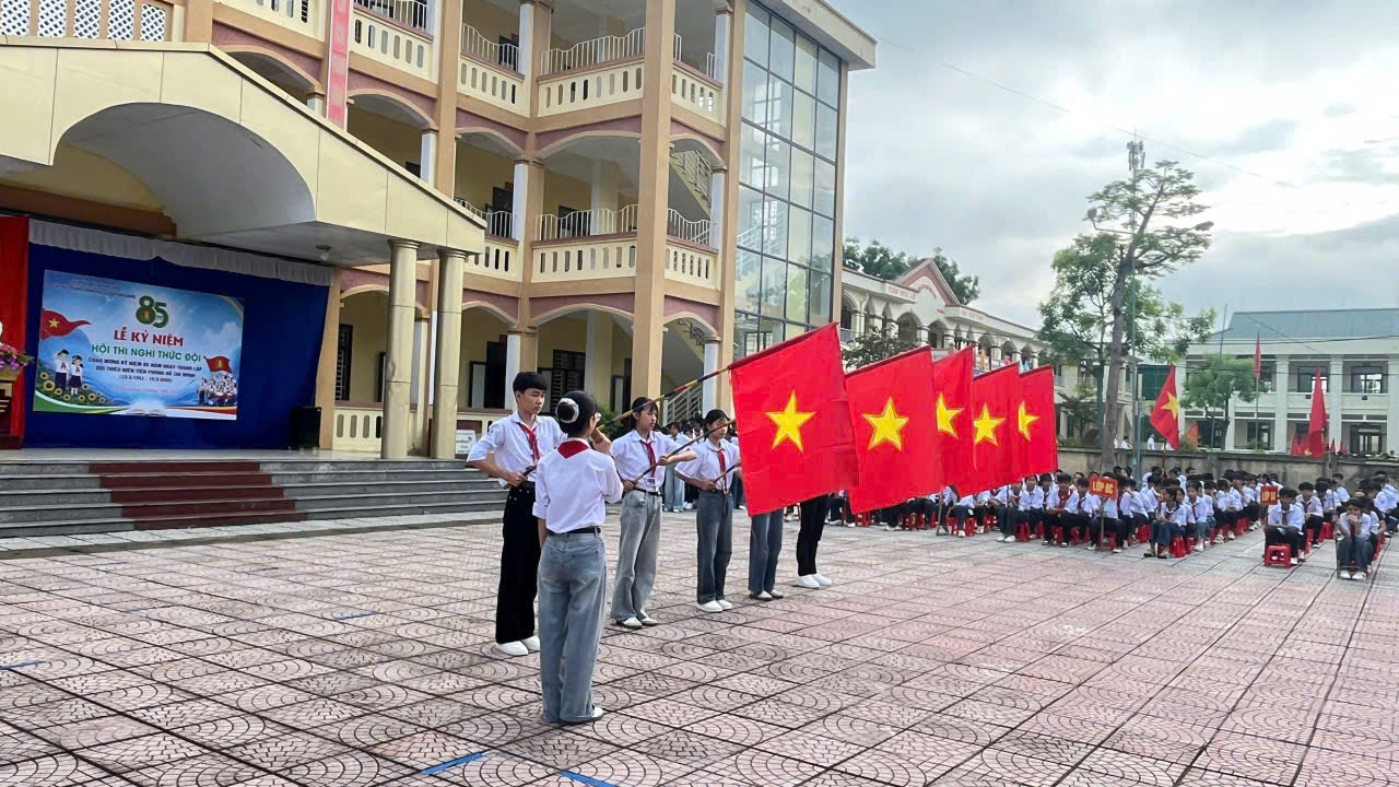 Anh-tin-bai