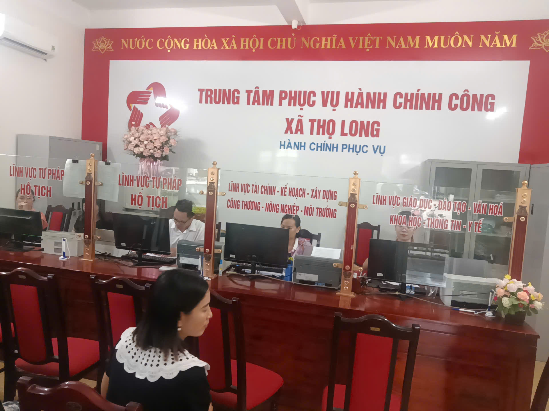 C:\Users\Administrator\Desktop\tin hành chính công\gen-h-z6784139633757_040b6b6137cf03b227bb5c4d0421cfd4.jpg
