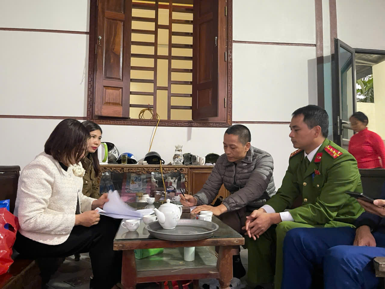 Anh-tin-bai