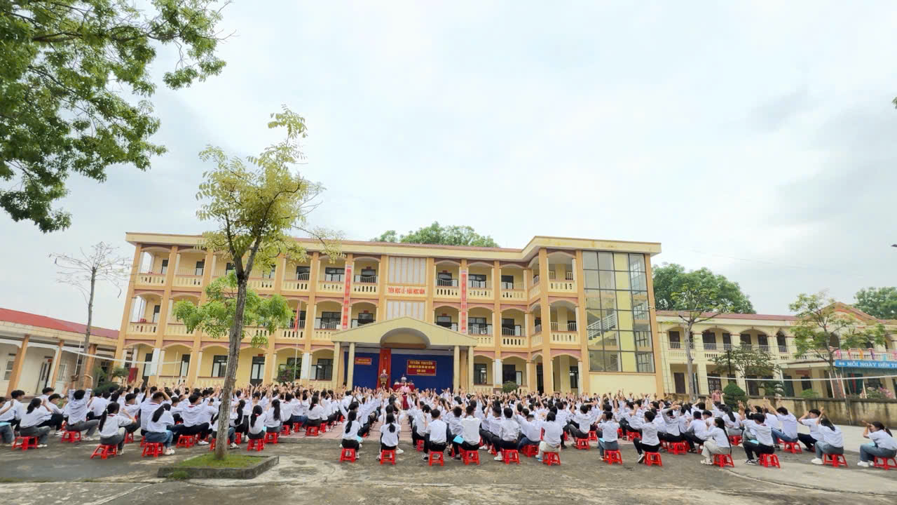 Anh-tin-bai