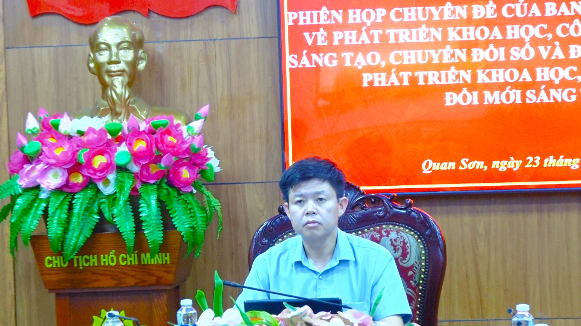 Anh-tin-bai