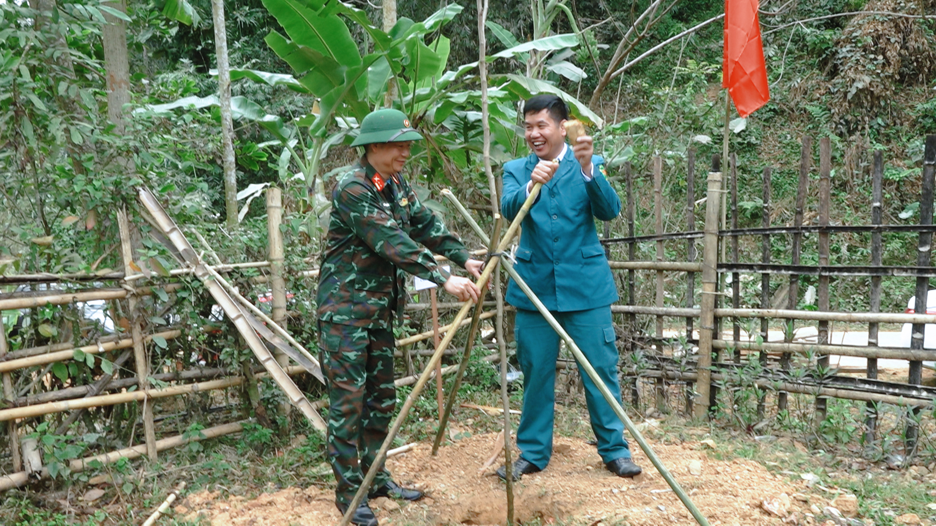 Anh-tin-bai