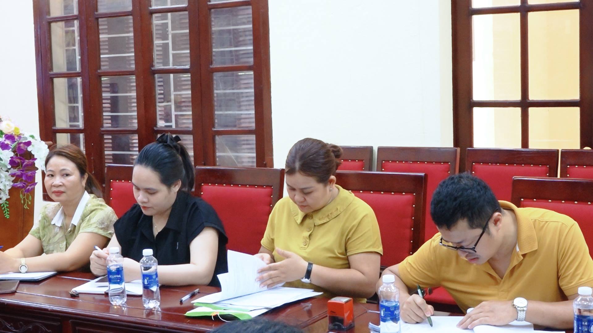 Anh-tin-bai