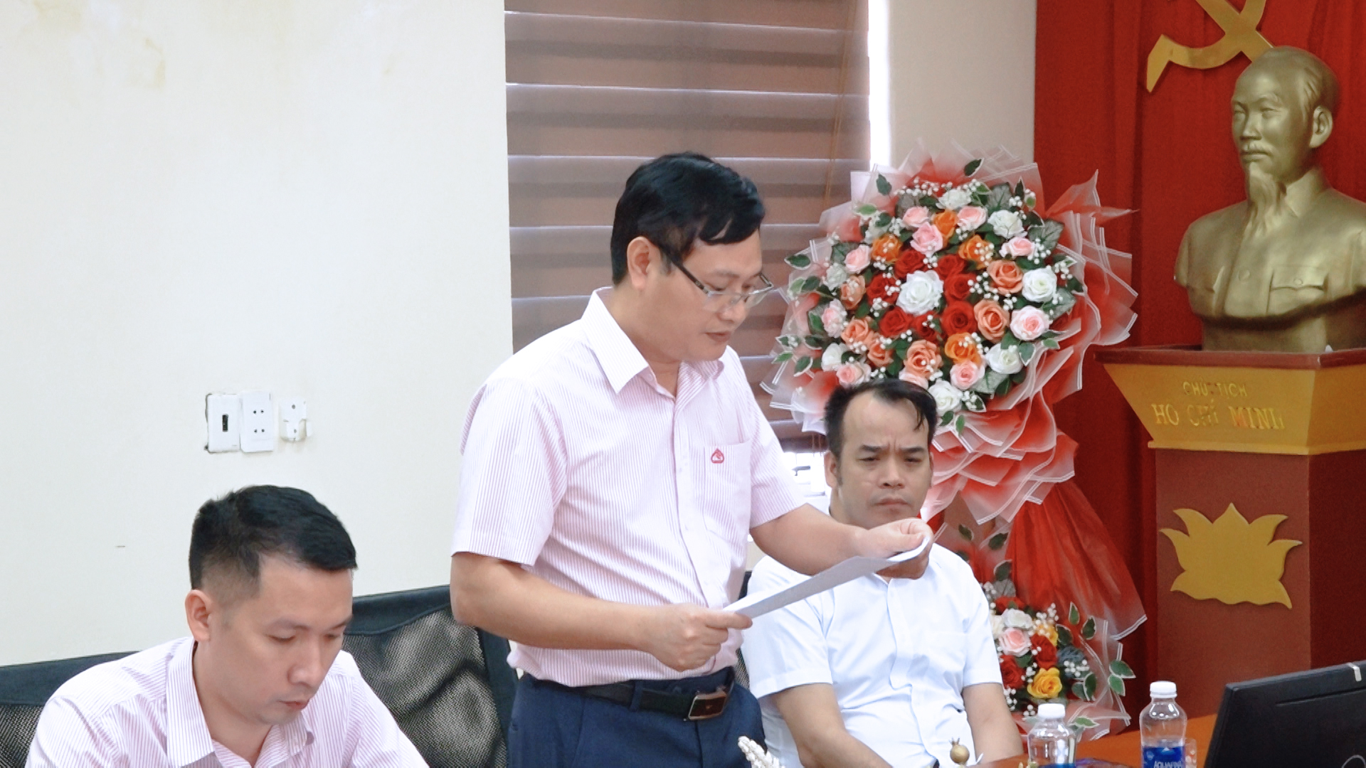 Anh-tin-bai