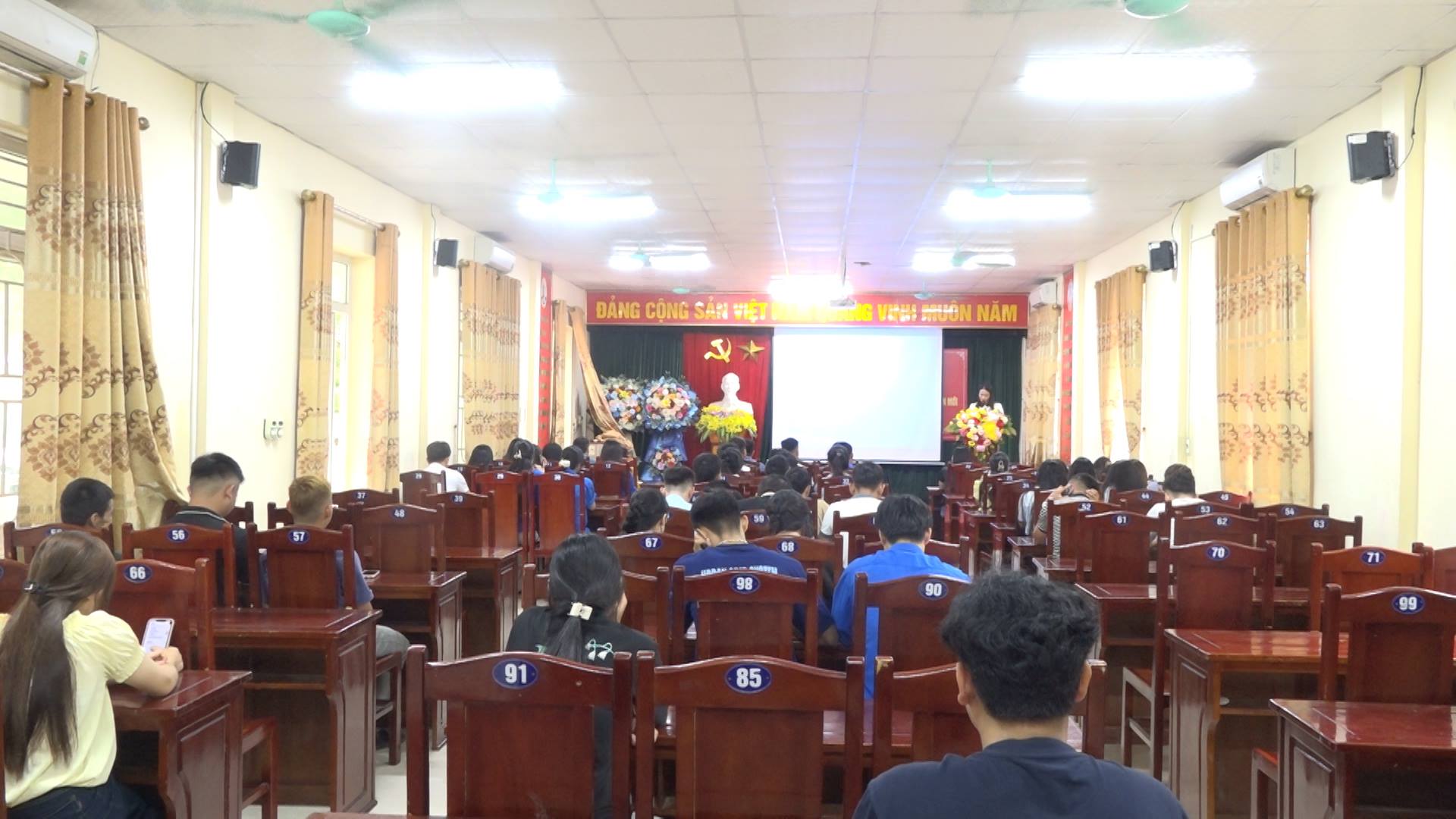 Hội nghị tuyên truyền, giáo dục về giảm thiểu tình trạng tảo hôn, hôn nhân cận huyết thống và bệnh Thalassemia cho các đối tượng trong độ tuổi kết hôn trên địa bàn xã Quan Sơn