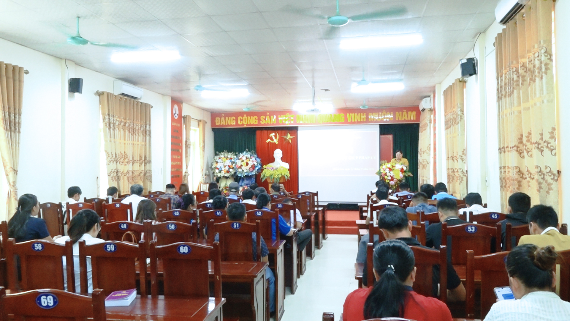 Hội nghị truyền thông về trợ giúp pháp lý trên địa bàn xã Quan Sơn