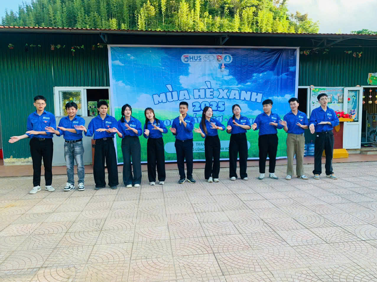 D:\Năm 2025\Tháng 8\Tuần 2\Ảnh đoàn thanh niên\14.jpg