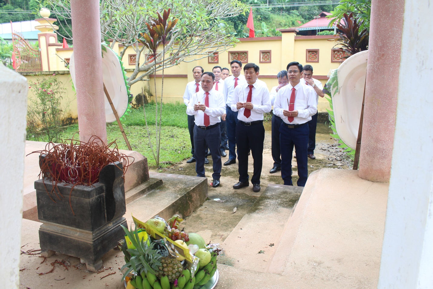 D:\Năm 2025\Tháng 8\Tuần 3\Ảnh dâng hương\IMG_5042.JPG