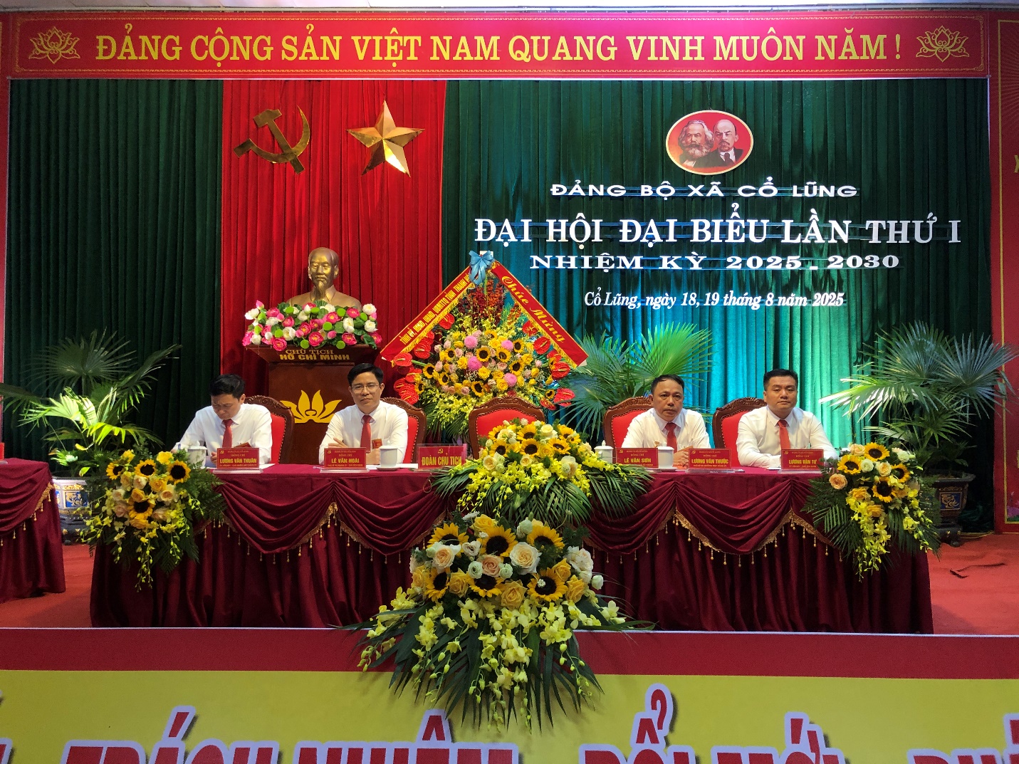 D:\Năm 2025\Tháng 8\Tuần 3\Ảnh Đại hội\IMG_2118.JPG