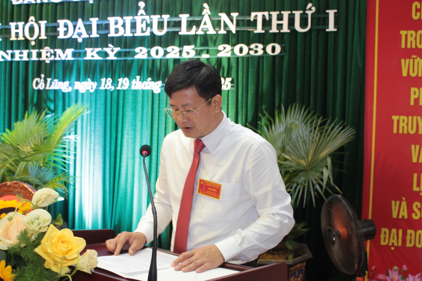 D:\Năm 2025\Tháng 8\Tuần 3\ảnh đại hội 3\IMG_5492.JPG