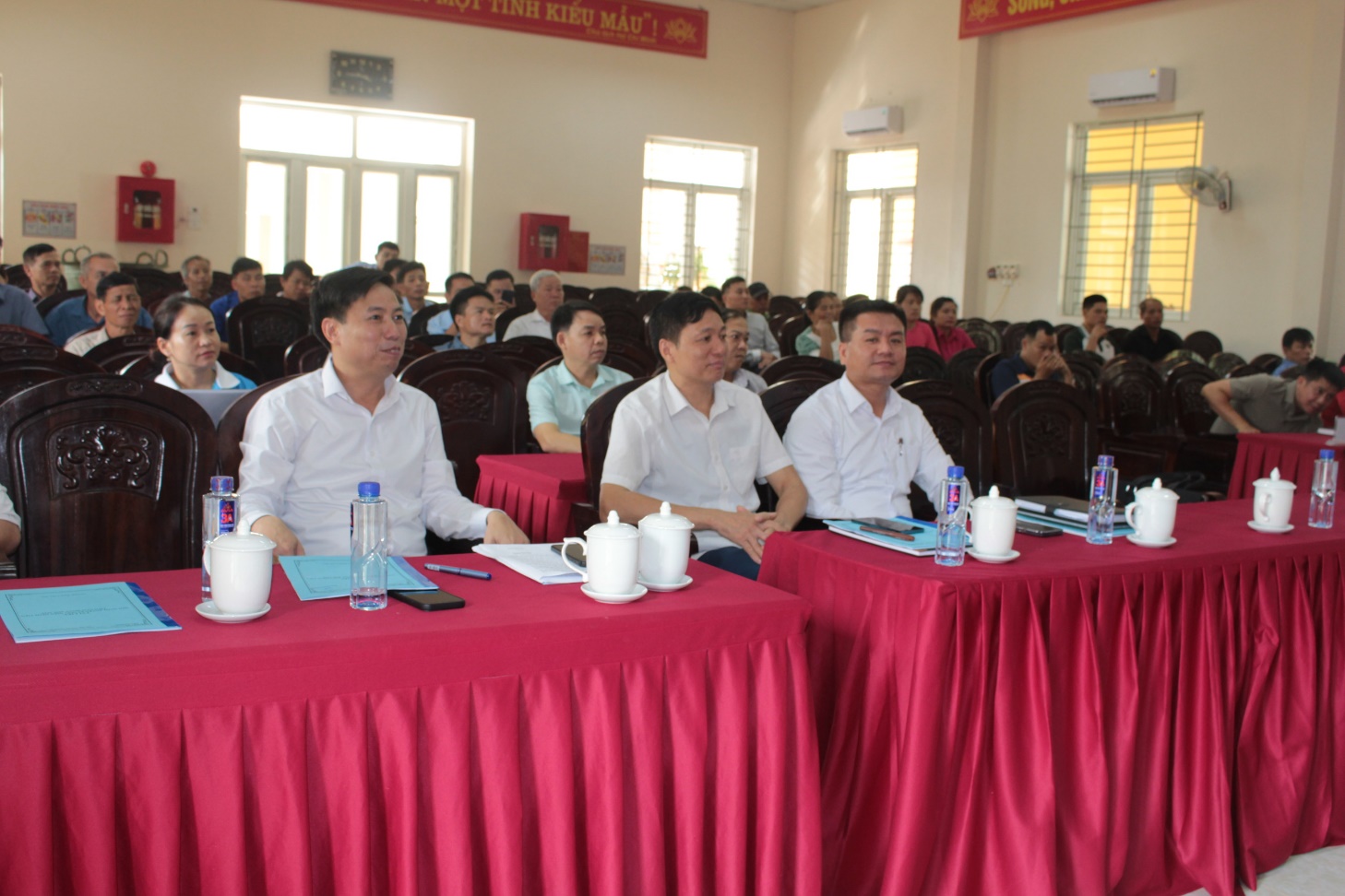 D:\Năm 2025\Tháng 8\Tuần 4\ảnh khen thưởng\IMG_5532.JPG
