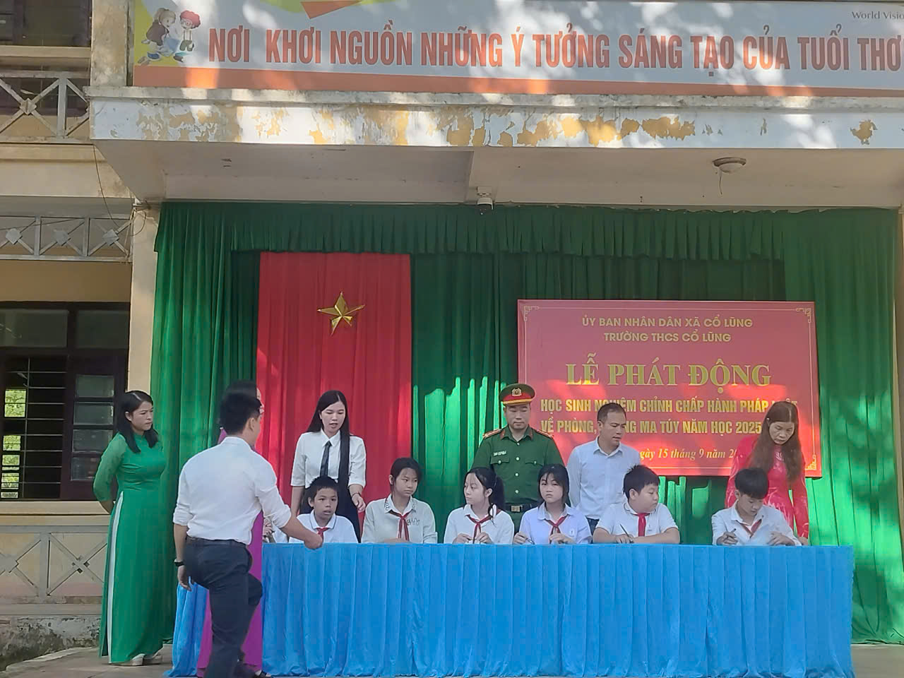 D:\THÁNG 9-2025\z7012433423255_9cfa5c276356fa590379846bd54c0622.jpg