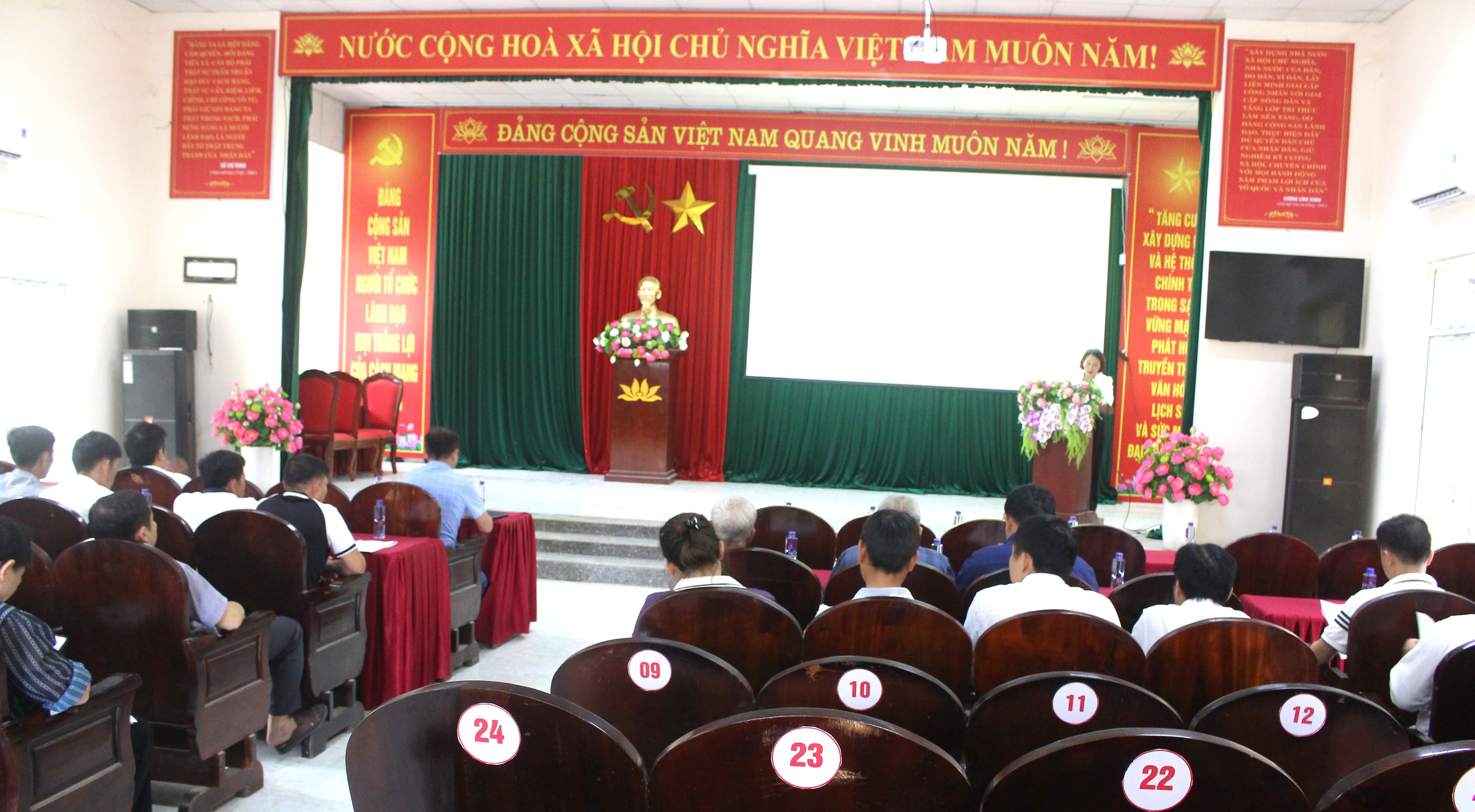 ỦY BAN MTTQ VIỆT NAM XÃ CỔ LŨNG TỔ CHỨC HỘI NGHỊ NGHIÊN CỨU, HỌC TẬP NGHỊ QUYẾT ĐẠI HỘI ĐẠI BIỂU TOÀN QUỐC MTTQ VIỆT NAM LẦN THỨ XI, NHIỆM KỲ 2026 – 2031; SƠ KẾT CÔNG TÁC MẶT TRẬN 6 THÁNG ĐẦU NĂM 2026