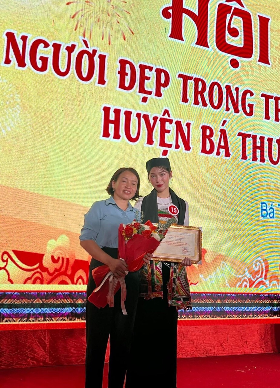z5178171158500_104265937ca35443bcc2e78a7c582016.jpg