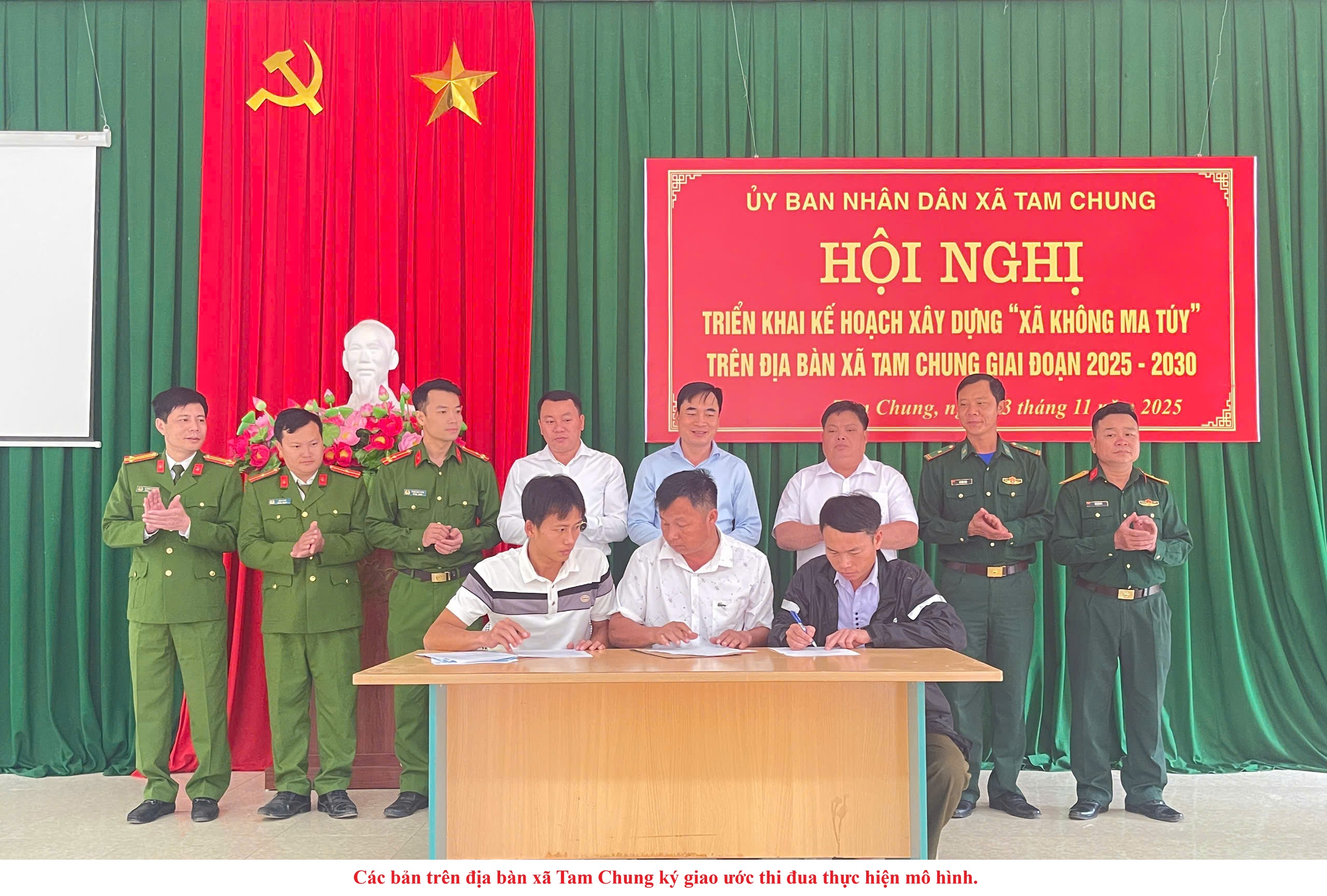 Anh-tin-bai