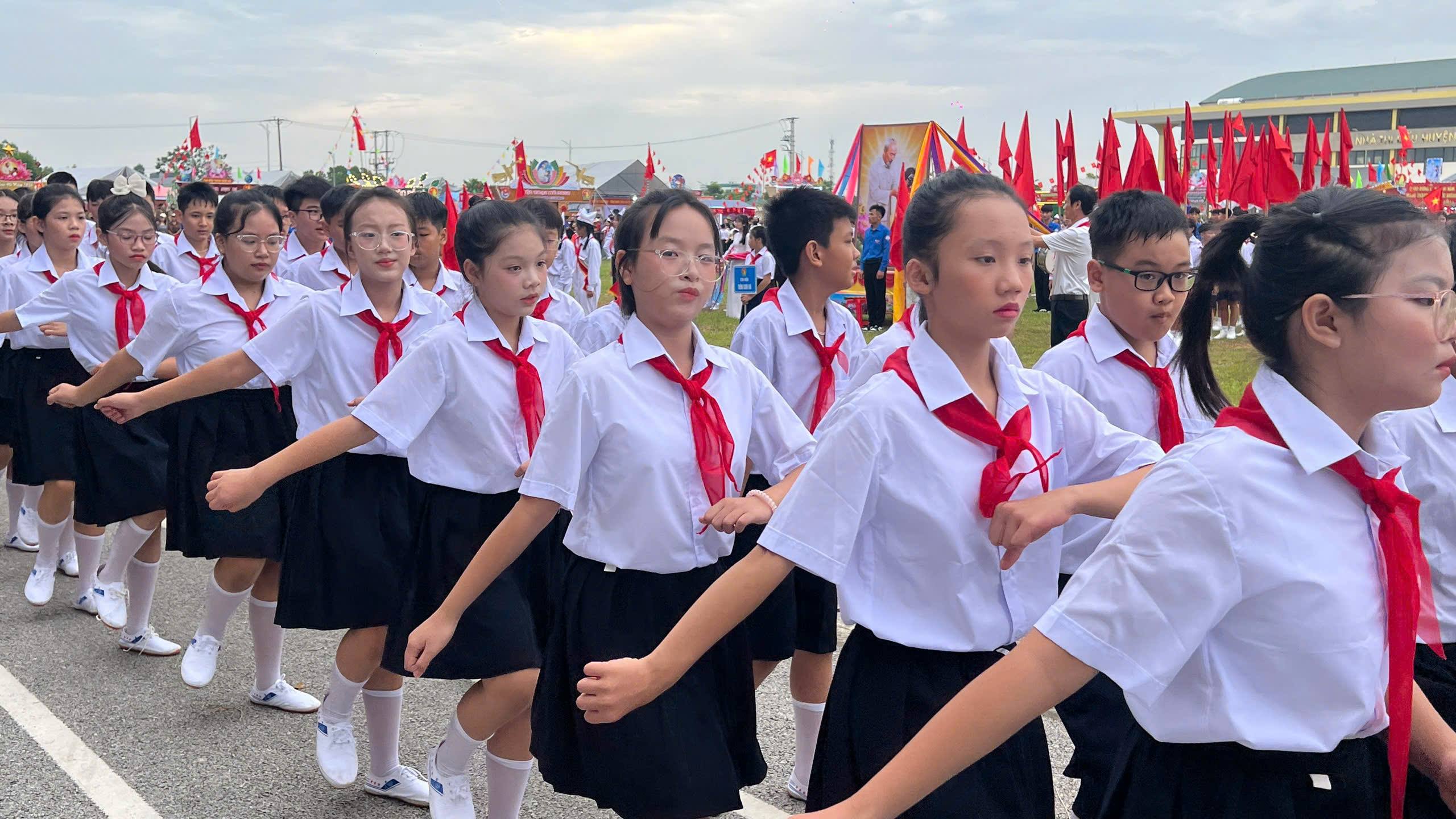 Anh-tin-bai