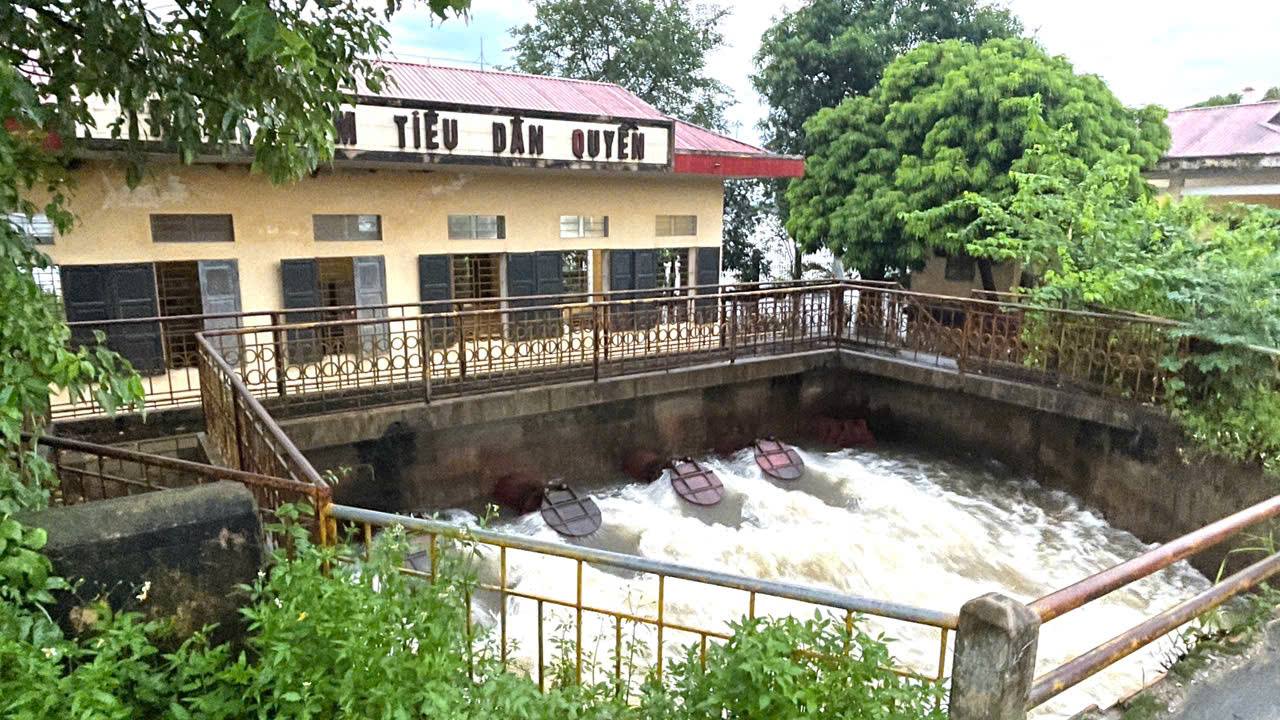 Anh-tin-bai