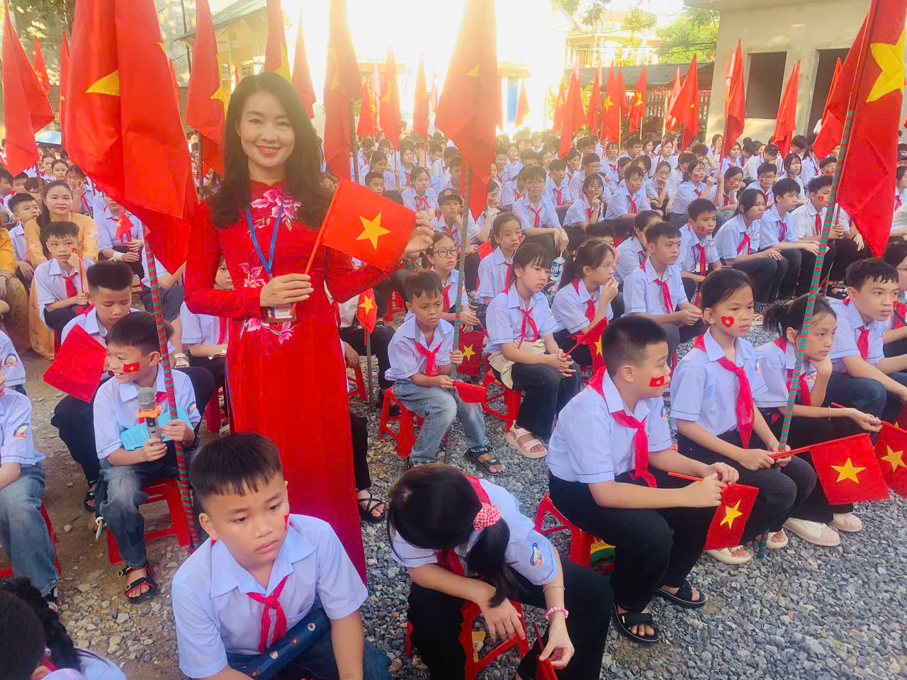 Anh-tin-bai